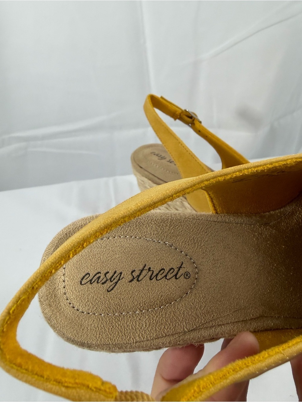 NWT Easy Street Women’s Size 6.5W Mustard Yellow Slingback Wedge Espadrilles - Picture 2 of 8